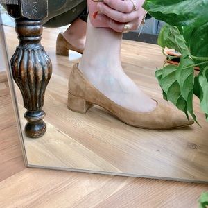 Luxury Italian tan leather/suede pumps with chunky heel - 41 EU (size 10 US)